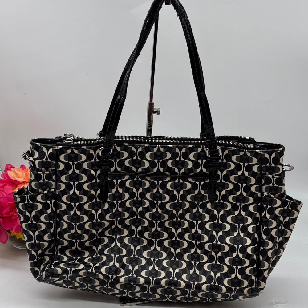 Coach Black and Cream Signature Print Shoulder Tote CP10051B